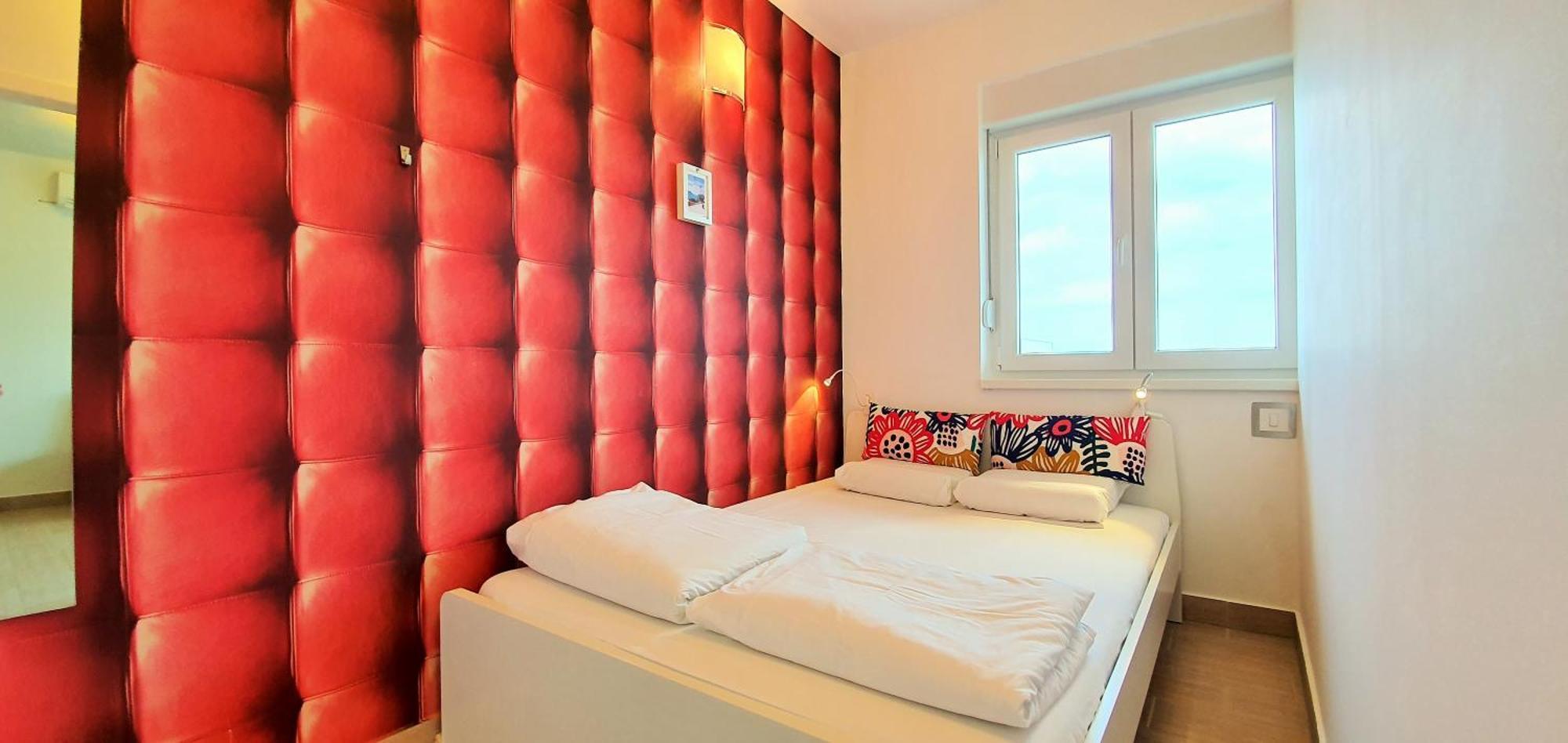 Apartment Nicolas - & Sea 10m Away - Amazing Sea View! *